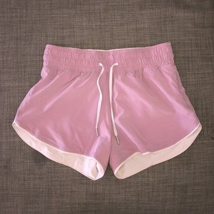 Lululemon choose a side reversible shorts